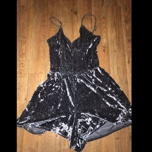Crushed velvet romper